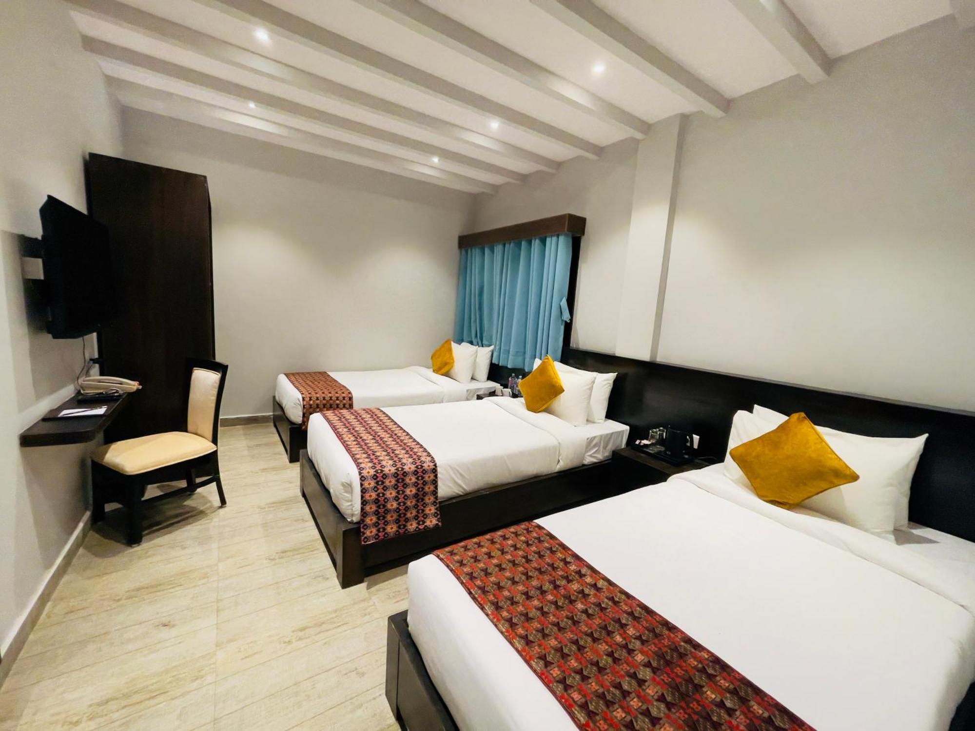 Regenta Resort & Spa By Riverside, Chitwan Exterior foto